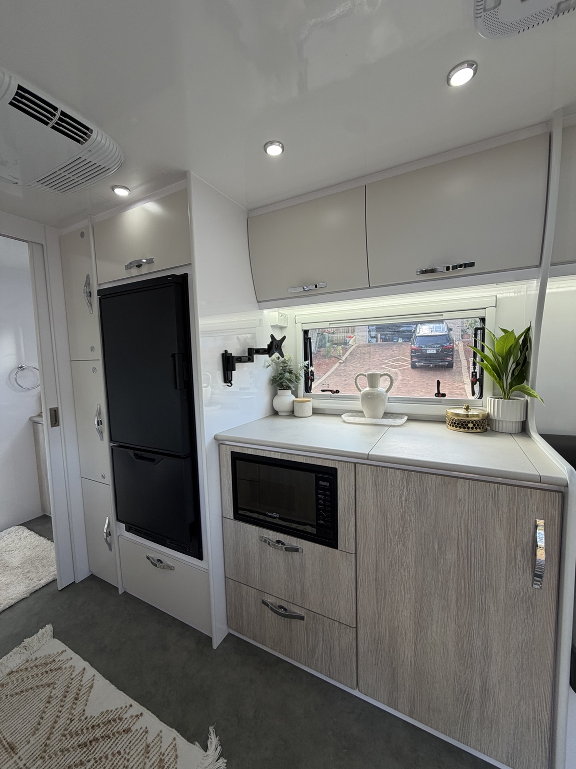 Snowy River caravan photo 7